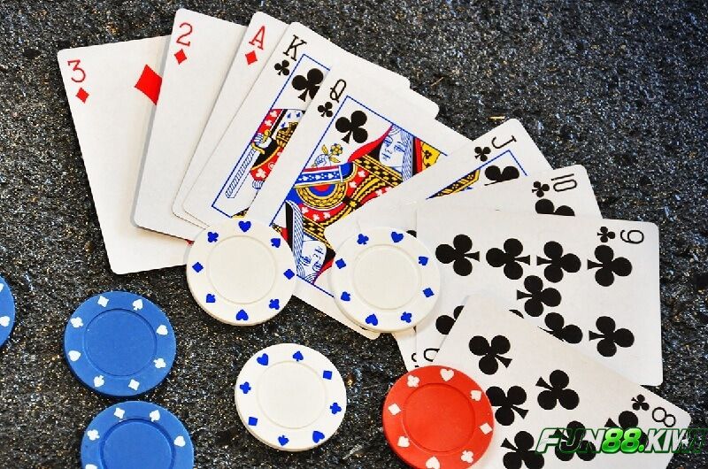 Phỏm Fun88 mang đến trải nghiệm Tá Lả trực tuyến