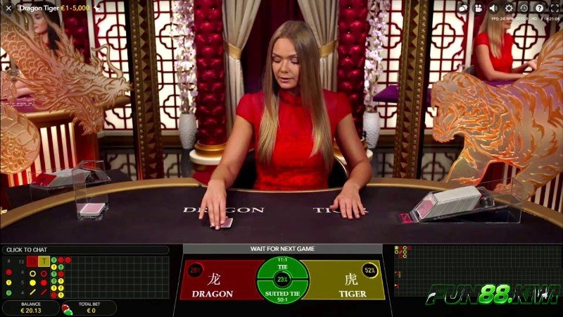 Hội viên đặt cược một trong những cửa cược có trên bàn đấu Rồng Hổ Fun88